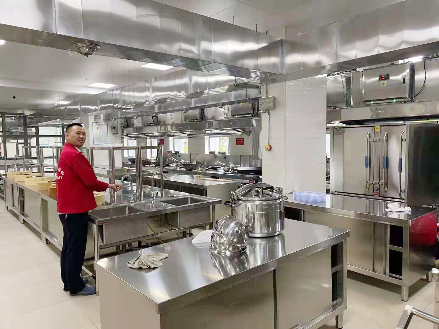 食堂蜜桃AV在线免费设备